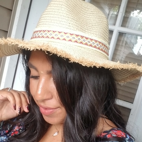 HIT THE ROAD STRAW FEDORA HAT - Picture 3 of 11